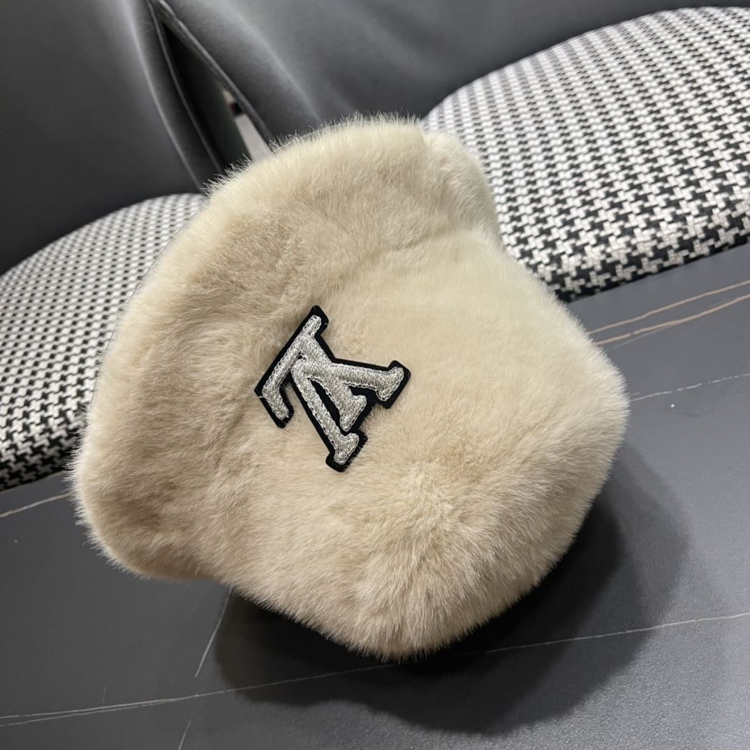 Louis Vuitton Caps